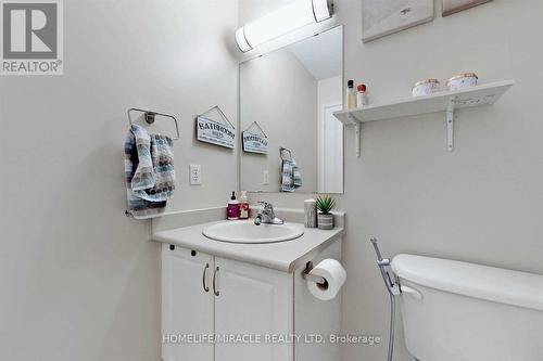 3258 Angel Pass Drive, Mississauga, ON - Indoor Photo Showing Bathroom