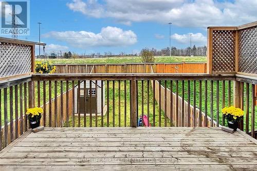 3258 Angel Pass Drive, Mississauga, ON - Outdoor