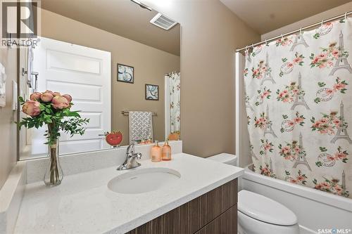 31 510 Kloppenburg Crescent, Saskatoon, SK - Indoor Photo Showing Bathroom