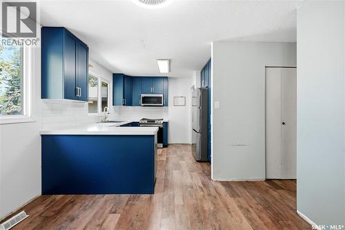 3234 Maxwell Street, Saskatoon, SK - Indoor Photo Showing Kitchen