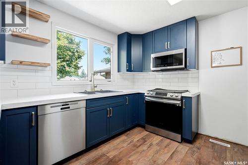 3234 Maxwell Street, Saskatoon, SK - Indoor Photo Showing Kitchen With Upgraded Kitchen