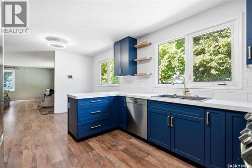 3234 Maxwell Street, Saskatoon, SK - Indoor Photo Showing Kitchen With Double Sink