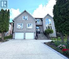 12 SUNDROP COURT  Hamilton (Iroquoia Heights), ON L9K 1G5
