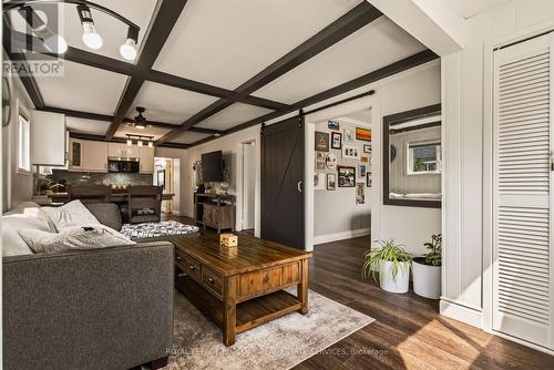 29 Hixon Road, Hamilton, ON - Indoor Photo Showing Other Room