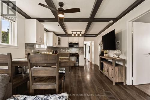 29 Hixon Road, Hamilton, ON - Indoor Photo Showing Dining Room