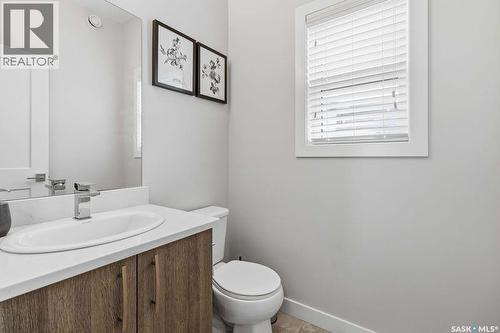 635 Evergreen Boulevard, Saskatoon, SK - Indoor Photo Showing Bathroom