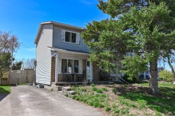 6606 Rue des Cygnes  Laval (Sainte-Rose), QC H7L 4M3