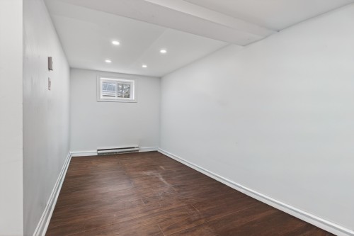 Boudoir - 1060 Rue St-Germain, Montréal (Saint-Laurent), QC - Indoor Photo Showing Other Room