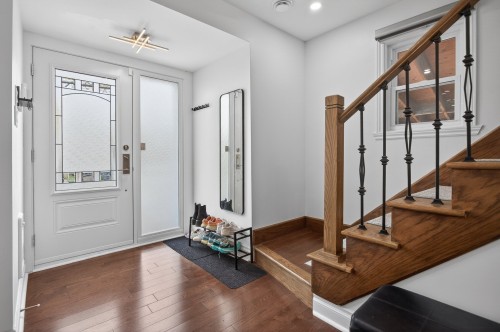 Hall d'entrée/Vestibule - 1060 Rue St-Germain, Montréal (Saint-Laurent), QC - Indoor Photo Showing Other Room