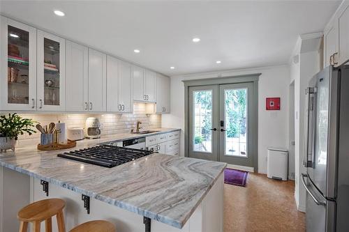 178 Niagara St, Winnipeg, MB - Indoor Photo Showing Kitchen With Upgraded Kitchen