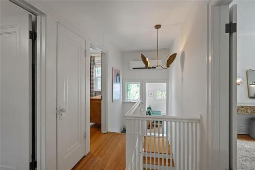 178 Niagara St, Winnipeg, MB - Indoor Photo Showing Other Room