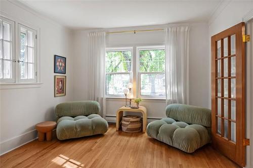 178 Niagara St, Winnipeg, MB - Indoor