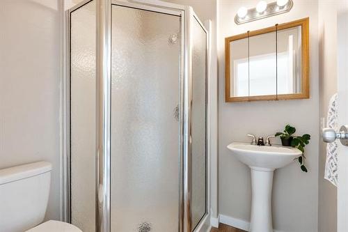 2583 King Edward St, Winnipeg, MB - Indoor Photo Showing Bathroom