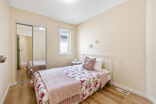 2583 King Edward St, Winnipeg, MB - Indoor Photo Showing Bedroom
