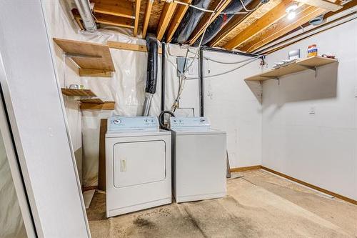 2583 King Edward St, Winnipeg, MB - Indoor Photo Showing Laundry Room