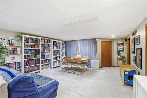 18 Bromley Pl, Winnipeg, MB - Indoor
