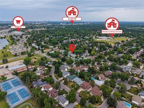 18 Bromley Pl, Winnipeg, MB - Outdoor With View