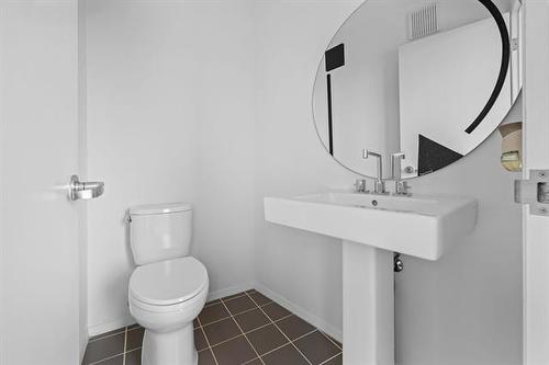 31 Dumbarton Blvd, Winnipeg, MB - Indoor Photo Showing Bathroom