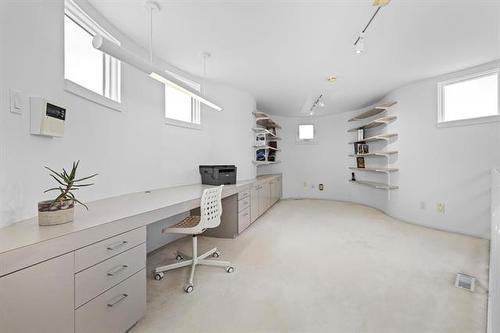 31 Dumbarton Blvd, Winnipeg, MB - Indoor