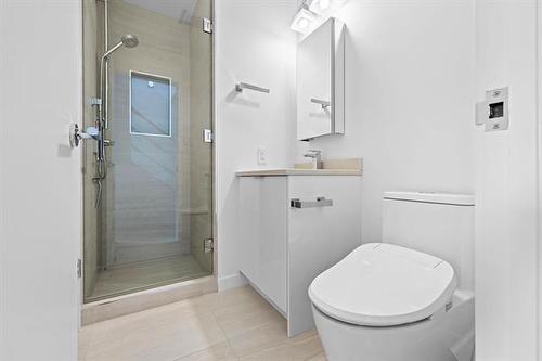 31 Dumbarton Blvd, Winnipeg, MB - Indoor Photo Showing Bathroom