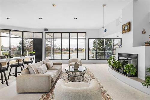 31 Dumbarton Blvd, Winnipeg, MB - Indoor Photo Showing Other Room