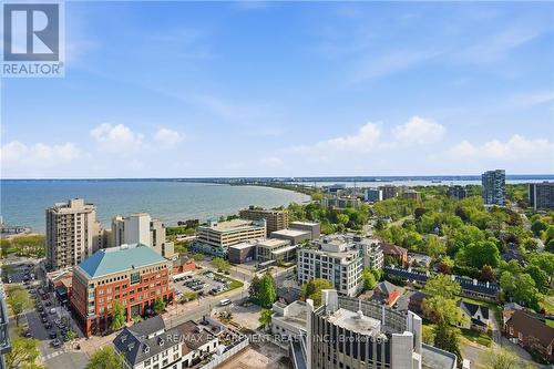 2004 - 2007 JAMES STREET , Burlington, Ontario L7R 0G7 3