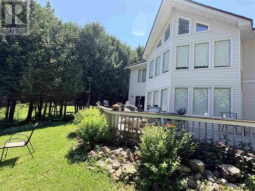 3882 Hamilton Dr, Hilton, ON - Outdoor