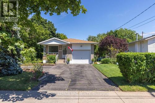 542 LAKE STREET  St. Catharines (Lakeport), ON L2N 4H8