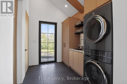 716555 1St Line E, Mulmur, ON - Indoor Photo Showing Laundry Room