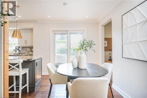 5410 Clive Crescent, Burlington, ON - Indoor Photo Showing Dining Room