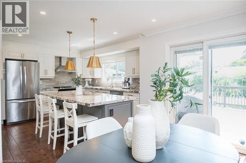 5410 Clive Crescent, Burlington, ON - Indoor