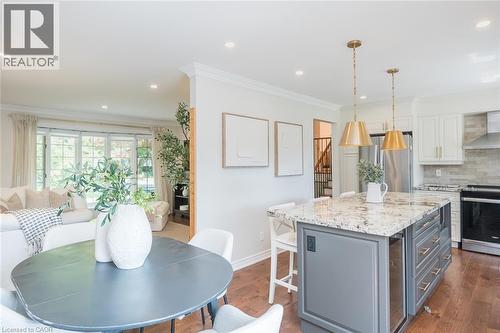 5410 Clive Crescent, Burlington, ON - Indoor Photo Showing Kitchen With Stainless Steel Kitchen With Upgraded Kitchen