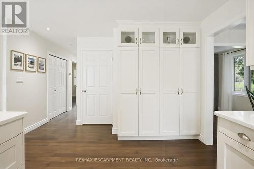 2000 15Th Side Road, Milton, ON - Indoor Photo Showing Other Room