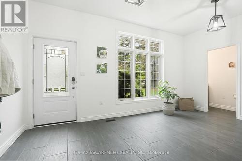 2000 15Th Side Road, Milton, ON - Indoor Photo Showing Other Room