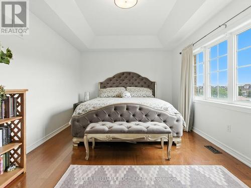 200 Giddings Crescent, Milton, ON - Indoor Photo Showing Bedroom