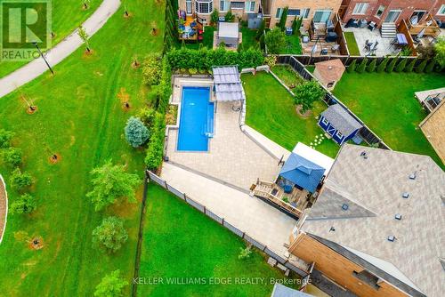 200 Giddings Crescent, Milton, ON - Outdoor