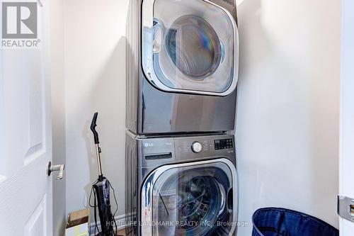 1192 Prestonwood Crescent, Mississauga, ON - Indoor Photo Showing Laundry Room