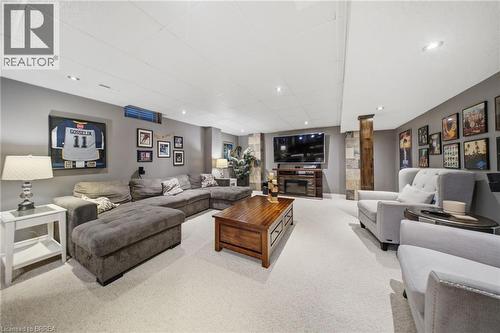 75 Hunter Way, Brantford, ON - Indoor Photo Showing Living Room