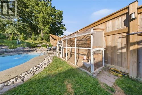75 Hunter Way, Brantford, ON - Outdoor
