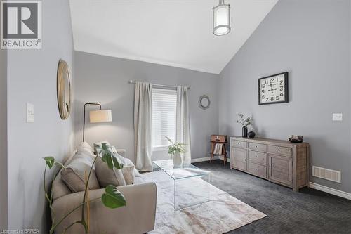 14 Mcqueen Drive, Paris, ON - Indoor