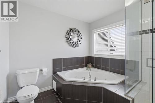 14 Mcqueen Drive, Paris, ON - Indoor Photo Showing Bathroom
