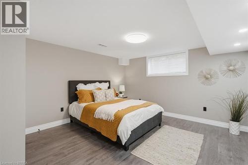 14 Mcqueen Drive, Paris, ON - Indoor Photo Showing Bedroom