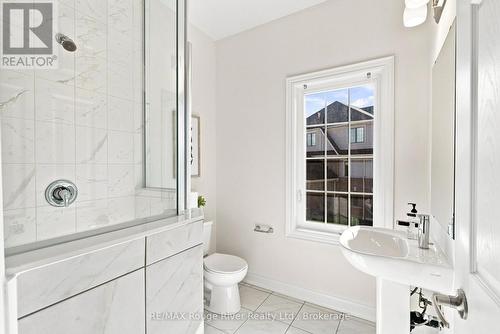2607 Magdalen Path W, Oshawa (Windfields), ON - Indoor Photo Showing Bathroom