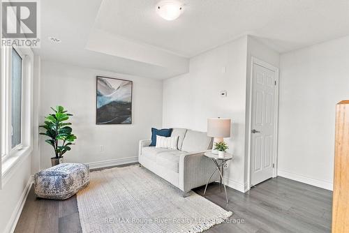 2607 Magdalen Path W, Oshawa (Windfields), ON - Indoor