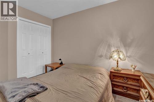 4926 Marigold Drive, Regina, SK - Indoor Photo Showing Bedroom