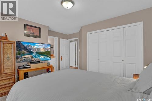 4926 Marigold Drive, Regina, SK - Indoor Photo Showing Bedroom