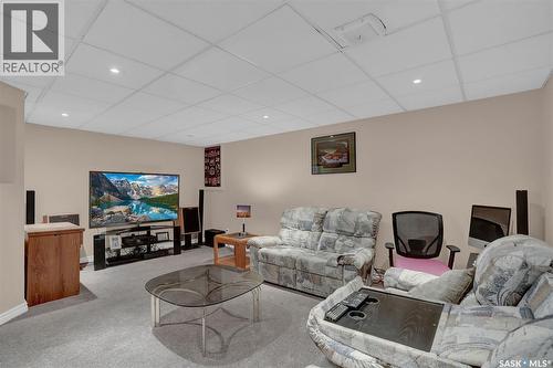 4926 Marigold Drive, Regina, SK - Indoor