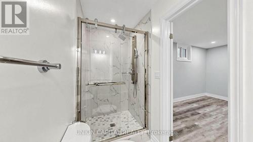 6 Windy Golf Way, Toronto, ON - Indoor Photo Showing Bathroom