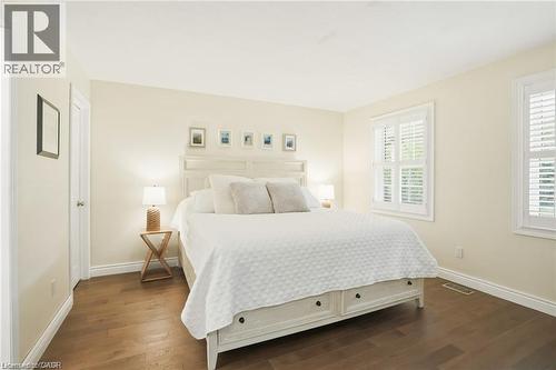 2000 15 Side Road, Milton, ON - Indoor Photo Showing Bedroom