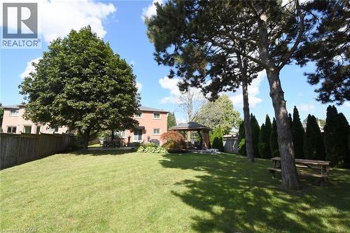 Massive size lot with beautiful landscaping and trees. - 470 Amanda Crescent, Burlington, ON - Outdoor